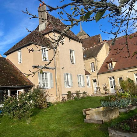 Maison De Noble Nicolas Avallon Eksteriør billede